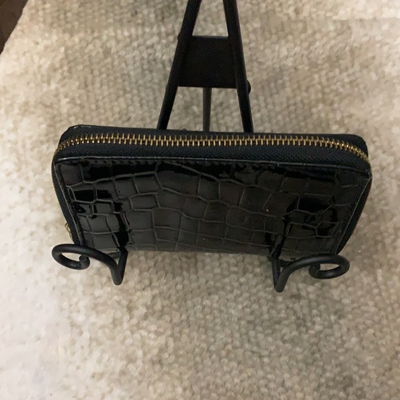 Gorgeous black coin and card croc wallet - Picture 3 of 7